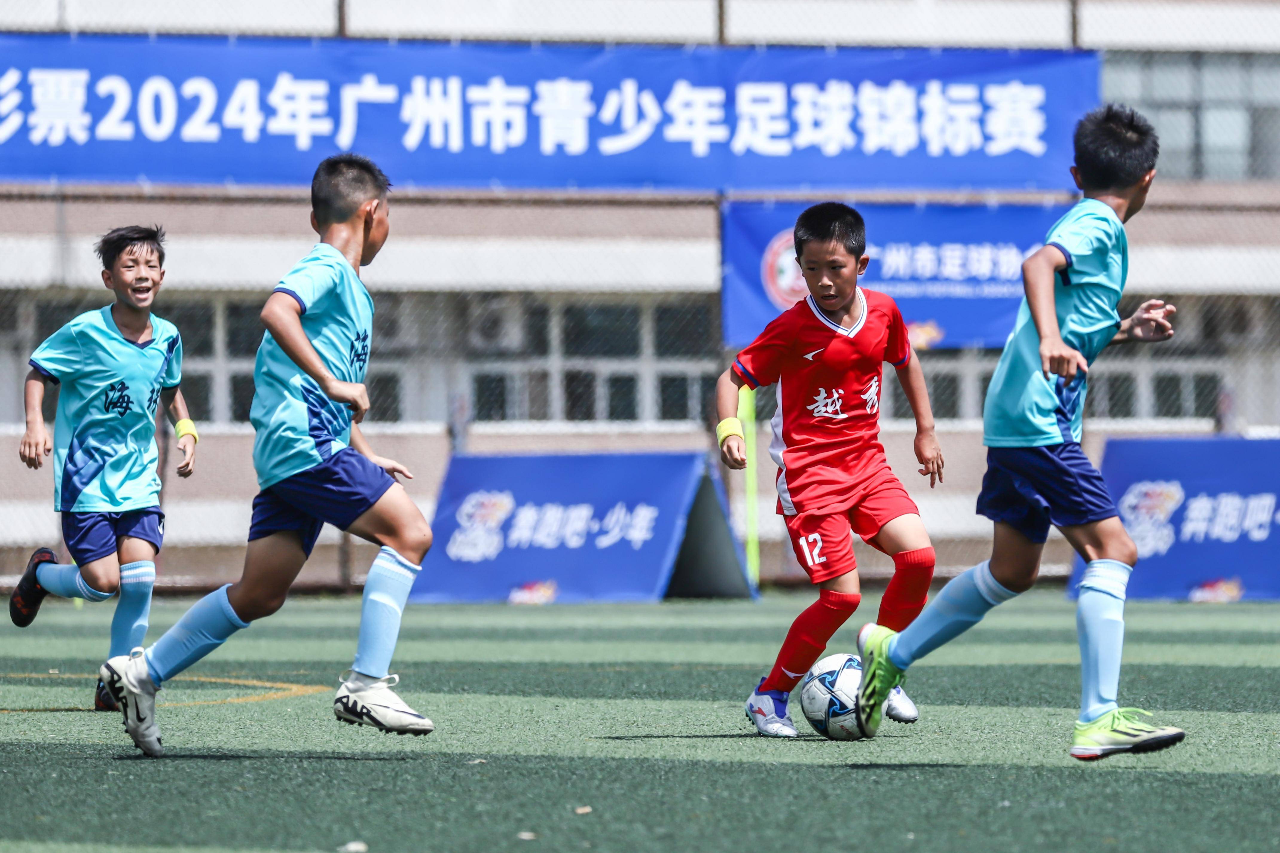 kaiyun开云·官方网站-青少年足球普及教育示范项目全面铺开，惠及亿万青少年的简单介绍